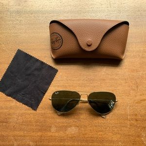 Circle Ray Ban sunglasses